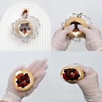 Jouet à presser en silicone de qualité alimentaire OEM, en forme de tarte aux fruits, à rebond lent, porte-clés dessert simulé avec clochette, idéal pour cadeau
