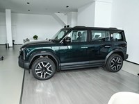 Высококачественный подержанный электромобиль ICAR 03 с левым рулем, 5-местный внедорожник с панорамной крышей, шины R18, в наличии