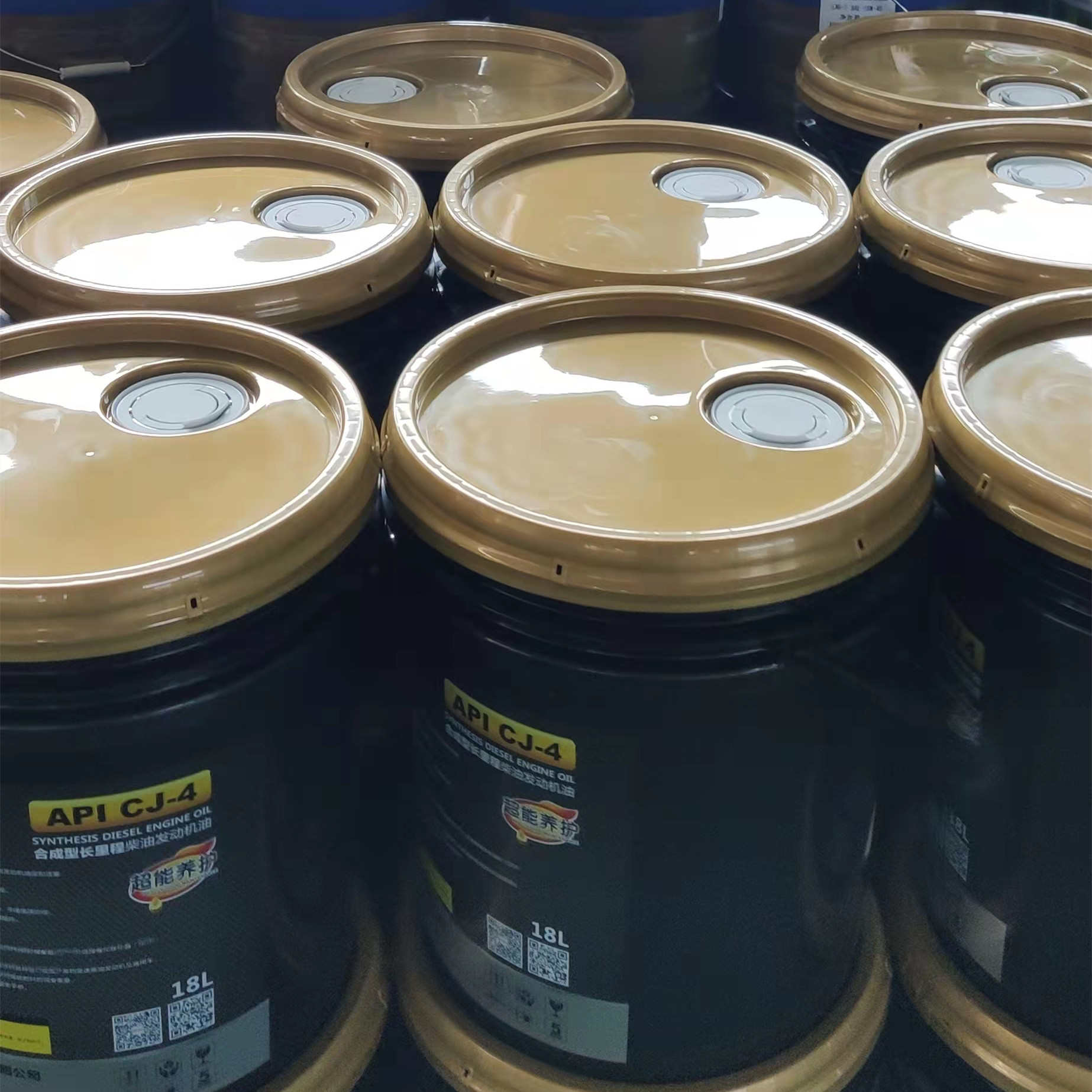 Antifreeze engine coolant for gasoline and diesel powered engines