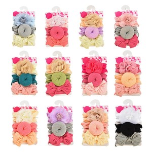 Nuevo Juego de Tres Diademas para Bebé con Lazo de <span class=keywords><strong>Flores</strong></span>, Lindas Diademas Elásticas para Niñas, Estilo Europeo-Americano, Accesorios para el Cabello Hechos a Mano - Product Image 3