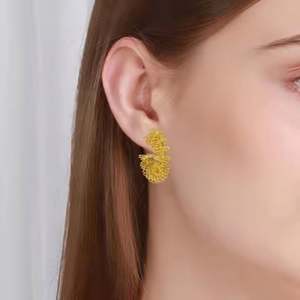 Nouvelles boucles d'oreilles ouvertes de vente chaude pour les femmes boucles d'oreilles créoles en forme de C à boucle à ressort en acier inoxydable - Product Image 3