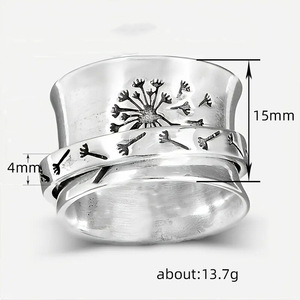 Anello alla Moda con Incisione a Dente di Leone, Design Botanico Minimalista, Gioiello Elegante da Donna per Uso Quotidiano - Product Image 3