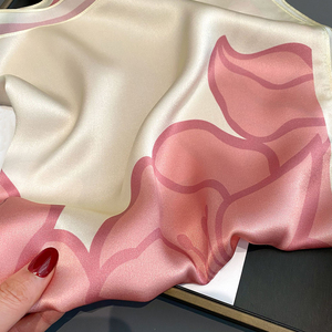 Factory WJ1026-347 Supply <strong>Women</strong> 68X68 Fashion Digital Print Custom Design Chiffon <strong>Scarf</strong> for <strong>Women</strong> <strong>Silk</strong> <strong>Scarf</strong> Shawls - Product Image 4
