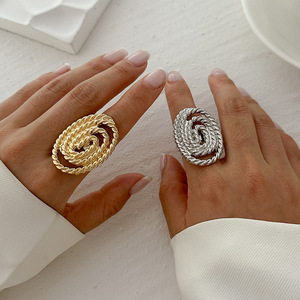 Punk exagéré spirale irrégulière géométrique anneau cinq pétales fleur 3D fleur ouvert réglable anneau bijoux pour femmes cadeau - Product Image 4