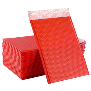 Sacs gonflables adhésifs pour <span class=keywords><strong>enveloppe</strong></span> à bulles rouges personnalisés respectueux de l'environnement enveloppes rembourrées à bulles pour l'expédition - Product Image 1
