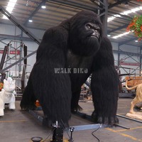Modèle de gorille animatronique grandeur nature de 3 m de haut avec peau en résine et silicone pour les parcs à thème intérieurs/extérieurs