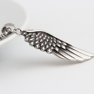 Colgante de acero inoxidable con forma de ala de ángel, collar de moda de 18mm para mujer, regalo - Product Image 2