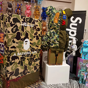 Figurines d'action d'anime faites à la main en ABS de haute qualité pour la décoration de salon, Bearbrick 1000% 70cm Bear <span class=keywords><strong>King</strong></span> avec technique de moulage sous vide - Product Image 3