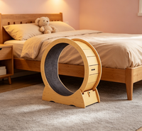 Structure d'escalade moderne pour chat en bambou avec roue de course cylindrique silencieuse pour chats