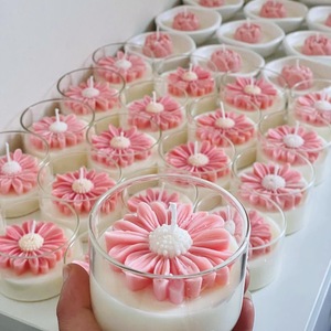 Candela Aromaterapica Little Daisy Regalo per San Valentino e Compleanno Cera di Soia Fragranza per Atmosfera Decorazione Casa Vendita all'Ingrosso - Product Image 3