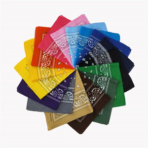 Bandana Blu Paisley All'Ingrosso, Fazzoletto da <span class=keywords><strong>Uomo</strong></span> Personalizzato Stampato in Cotone 100% Bianco in Promozione - Product Image 3