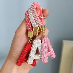 Porte-clés en métal haut de gamme avec lettres anglaises entièrement serties de diamants, pendentif décoratif pour femme, porte-clés de voiture, cadeau, jouet - Product Image 1