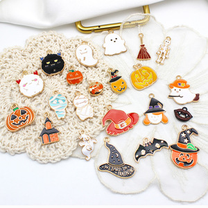 Kit DIY d'accessoires d'Halloween version Q, breloques en alliage émaillé avec pendentifs fantôme, petit diable, chapeau de <span class=keywords><strong>sorcière</strong></span> et momie - Product Image 3