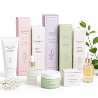Boîtes d'expédition en carton recyclé sur mesure, structure ondulée, impression quadricolore, revêtement UV, gaufrage, sérum pour soins de la peau doré