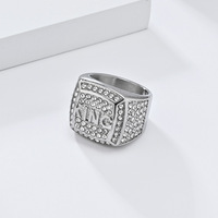 Bague Hip-Hop King plaquée or, audacieuse, tendance, de marque, entièrement sertie de diamants, personnalité de niche, bague pour le pouce, pas de différence de prix