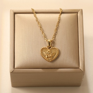 Colliers Pendentifs Cœur Personnalisés en Acier Inoxydable Plaqué Or 18K avec Zircon Coquillage pour Couples Amoureux, Vente en Gros de Bijoux pour Femmes - Product Image 3