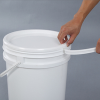 Seau de stockage de miel avec portail en plastique de 20l pour l'apiculture