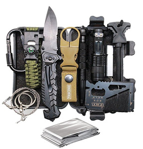 Al aire libre Kits de <span class=keywords><strong>supervivencia</strong></span> tiendas venden <span class=keywords><strong>supervivencia</strong></span> 13 <span class=keywords><strong>en</strong></span> 1 <span class=keywords><strong>equipo</strong></span> de emergencia Kit kit de primeros auxilios - Product Image 1