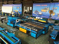 Mesin Pembuat Saluran Udara Otomatis 5 Jalur Harga Pabrik, Memberikan Produksi Saluran HVAC yang Hemat Biaya untuk Penggunaan Produksi Industri
