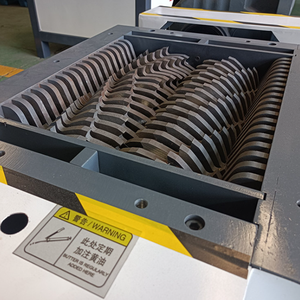 Kleiner Schredder Einzel Doppel welle Multifunktions Müll Metall Kunststoff Holzbrett Brecher - Product Image 2