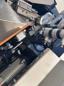 Equipo de procesamiento de vidrio aislante, máquina dobladora de barras espaciadoras de aluminio totalmente automática - Product Image 4