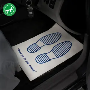 กระดาษเคลือบสีขาวแบบใช้แล้วทิ้งพรมปูพื้นรถยนต์สำหรับป้องกันพื้นรถยนต์ดีไซน์ใหม่