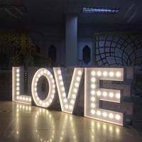 Lettres de chapiteau de 4 pieds en PVC blanc au design moderne Oh Baby Props Décoration de mariage Led Big Numbers Lettres géantes lumineuses