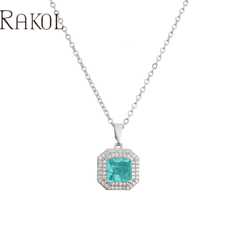 สีฟ้าอ่อน