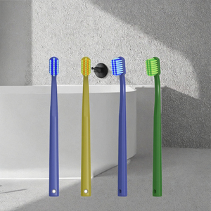 แปรงสีฟันสำหรับผู้ใหญ่แบบใช้ซ้ำได้ ขนแปรงนุ่มทำจาก PBT ด้ามจับพลาสติก สีและโลโก้ปรับแต่งได้ สำหรับใช้ในบ้าน - Product Image 3