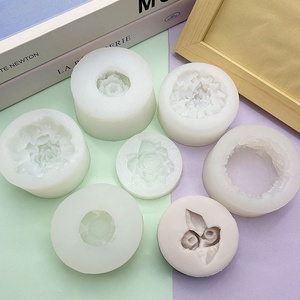 <span class=keywords><strong>Moule</strong></span> à gâteau en <span class=keywords><strong>silicone</strong></span> 3D en forme de rose et d'œillet simulés pour mousse au chocolat DIY avec emballage individuel - Product Image 3
