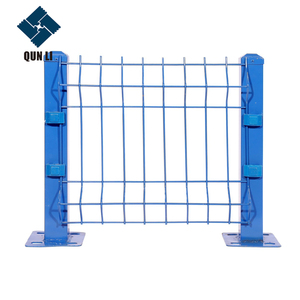 <span class=keywords><strong>Recinzione</strong></span> 3D in <span class=keywords><strong>Rete</strong></span> <span class=keywords><strong>Metallica</strong></span> a V, 6 Piedi, Zincata e Rivestita in PVC, Ecologica e Resistente alle Intemperie, Traliccio e Cancello per Giardino e Casa - Product Image 4