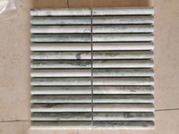 Carreaux muraux en mosaïque de travertin en marbre cannelé pour panneaux de douche de salle de bain avec garniture de crayon personnalisée Surface polie Garantie 1 an