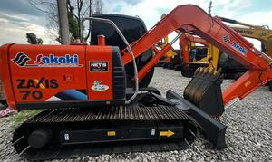 Mini Pelle Hitachi ZX70 d'occasion Hitachi ZX70 Modèle japonais de 7 tonnes Moteur Cummins et composants principaux Pompe incluse en vente - Product Image 3