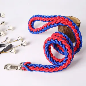 Newest customized heavy duty pet product supplier custom light in dark reflective nylon cotton rope leashes for dogs colored