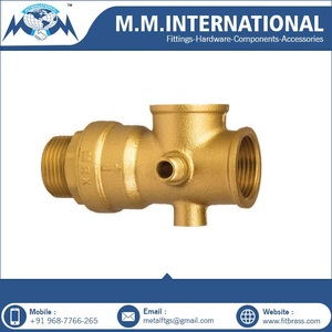 Connecteur à filetage femelle à cinq voies en laiton de qualité supérieure pour raccord de pompe à eau disponible au prix de gros - Product Image 2