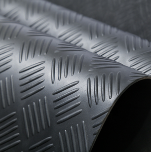 Custom Anti-Slip <b>Rubber</b> Coin Mat Horse Stall Cow Mat Floor Protection <b>Rubber</b> Products - Product Image 4