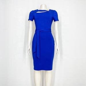 <span class=keywords><strong>Abito</strong></span> bendato a manica corta aderente <span class=keywords><strong>con</strong></span> lacci al ginocchio da donna di ultima generazione - Product Image 4