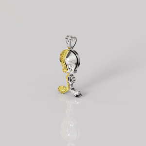 Pendentif Danta Gems Iced Tweety Bird entièrement serti de pierres de zircone cubique brillantes dans un style hip-hop luxueux et ludique - Product Image 4