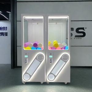 Máquina de garras comercial a gran escala, de un solo jugador, operada con monedas y código, ideal para eventos en centros comerciales, marketing y juegos interactivos. - Product Image 3