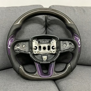 Volant de voiture en fibre de carbone de haute qualité, très vendu, adapté aux Dodge <span class=keywords><strong>Challenger</strong></span> SXT RT SRT GT Hellcat - Product Image 5