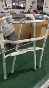 Andador Económico <span class=keywords><strong>de</strong></span> Acero Plegable <span class=keywords><strong>de</strong></span> 2 Ruedas con Altura Ajustable para Uso Clínico - Product Image 5