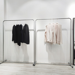 Estante de exhibición de tienda de <span class=keywords><strong>ropa</strong></span> para niños de plata para hombres y mujeres, perchas de piso a piso, colgante lateral, estante de pórtico de <span class=keywords><strong>ropa</strong></span> Nakajima - Product Image 3