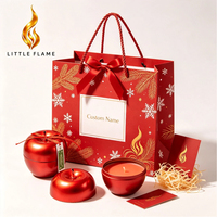 Bougie parfumée de Noël en gros sous marque privée, en forme de pomme rouge, en boîte métallique, en cire de soja, pour la maison, parfum d'ambiance, article en vrac
