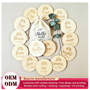 Cartes de jalons de développement pour bébé en peuplier personnalisées en gros, accessoires de photographie pour nouveau-nés en bois, décoration intérieure, annonce de <span class=keywords><strong>naissance</strong></span> pour baby shower - Product Image 1