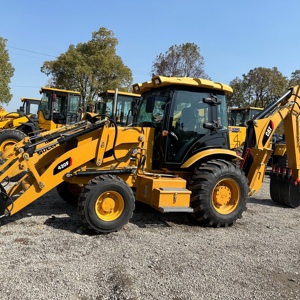 Matériel de construction d'occasion à 90% neuf, chargeuse-pelleteuse CAT 420F à vendre avec photos réelles de la machine - Product Image 1