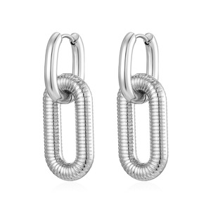 ต่างหูห่วงคู่ |   ต่างหูห่วงแบบหนาเคลือบทอง 18K PVD สแตนเลสสตีล |   กันน้ำและไม่หมองคล้ำ - Product Image 5