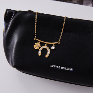 Collares con Colgante de Acero Inoxidable Chapado en Oro de 18K de la Serie Herradura con Hoja de Circonio y Cara Sonriente de J&D Designer - Product Image 3