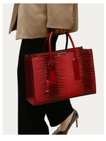 Sac fourre-tout élégant 3-en-1 pour femme en PU gaufré crocodile, fermeture éclair, grande capacité, sac à bandoulière minimaliste urbain pour les trajets quotidiens