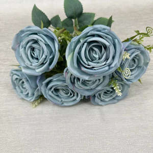 Fabricant d'approvisionnement direct Vente en gros Fleur de simulation de rose roulée à 7 têtes pour la maison Scène d'hôtel pour Noël Fête des mères - Product Image 5