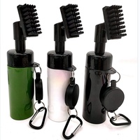Nouvelle brosse à eau de golf Logo personnalisé de l'usine Bouteille de pulvérisation d'eau en gros Brosse de golf pour le nettoyage des clubs de golf